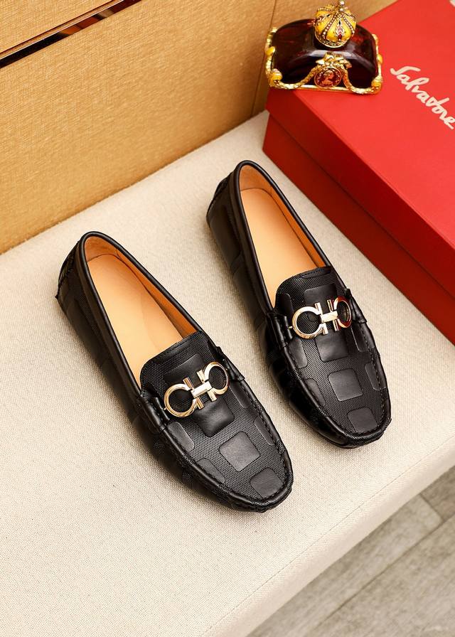Marke: Ferragamo Dd-Schuhe Normale Gr En: 38-44 45.46 Ma Anfertigung Material: A