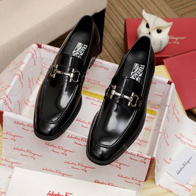 Fabrikpreis Ferragamo Neue Herren-Freizeitschuhe Originalversion 1:1, Originale