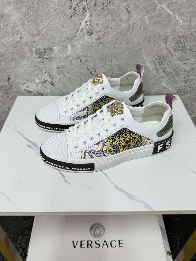 Versace Versace-Qualit T, Importiertes Originalmaterial, Hochwertig Und Edel, Ch