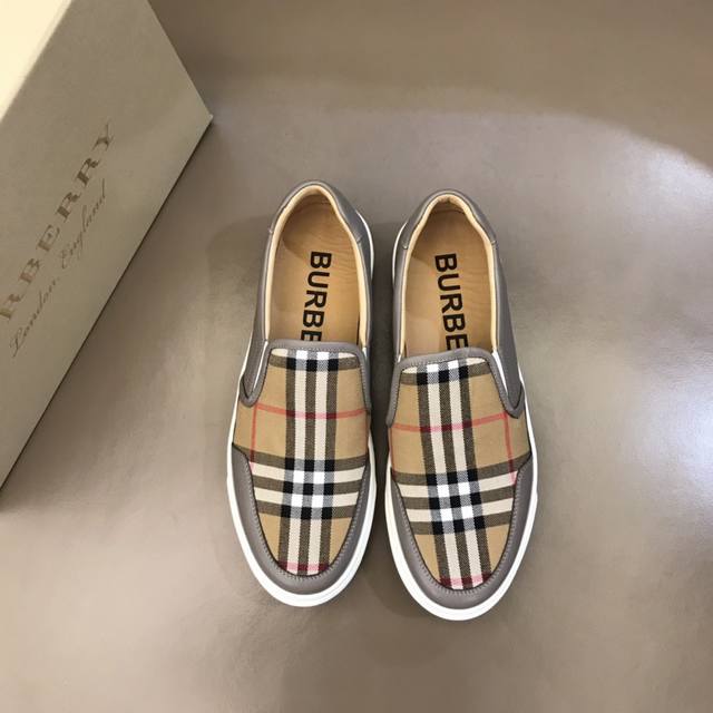 Burberr* Klassische Low-Top-Sneaker F R Herren, Neu Interpretiert Mit Retro-Karo