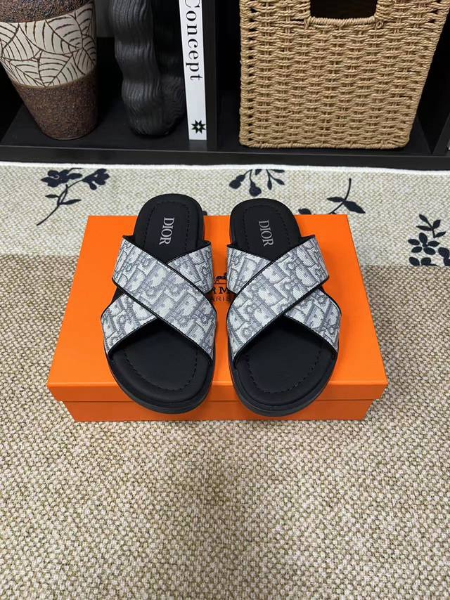 Langfristig Vorr Tig 3-In-1-Box Dio* Diese Dior Aqua Sandalen Sind Elegant Und L