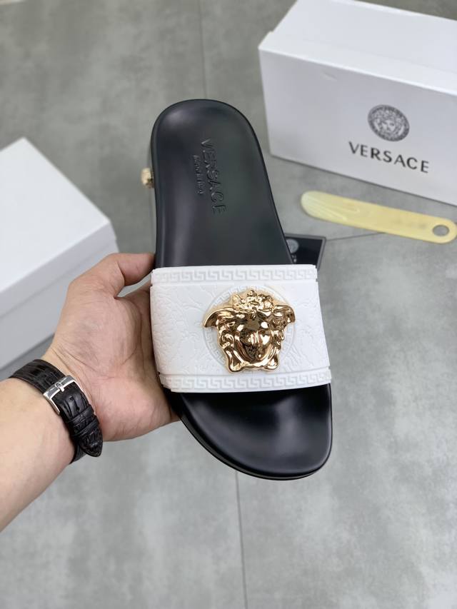 Fabrikpreis P Tats Chlicher Preis Versace Neue Herren-Freizeit-Slipper-Serie! 1: