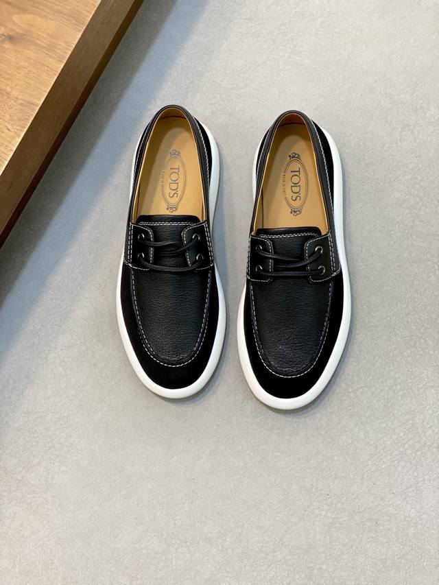 Tod's Sneakers Aus Leder Diese Sneakers Sind Aus Hirschleder Und Wildleder Gefer