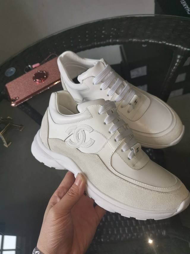 Chanel 2 Offizielle Website Cover Classic Casual Sneakers, Paris Fashion Week Ch
