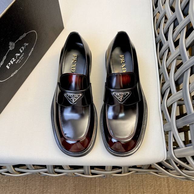 Prad*Neue Herrenlederschuhe | Obermaterial Aus Importiertem, Gl Nzendem Leder Mi