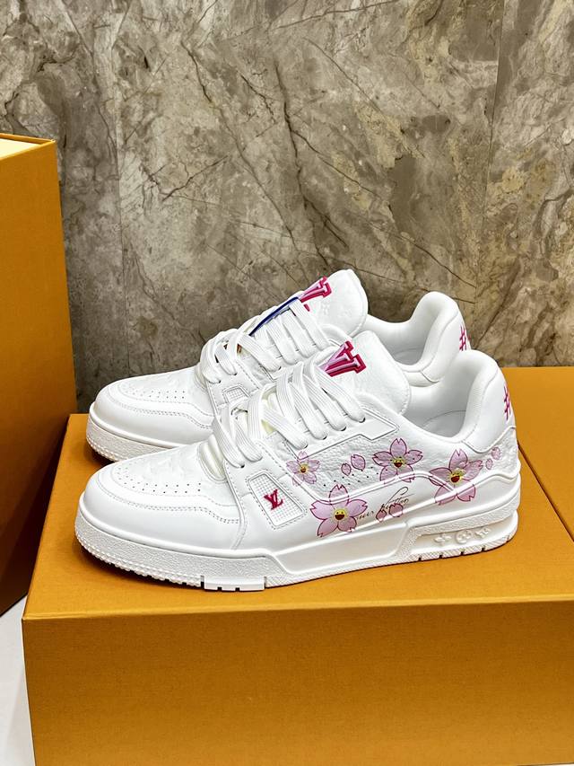 Lv Trainer Herrensportschuhe, Brandneue Farbgebung, Diese Lv Trainer Sportschuhe