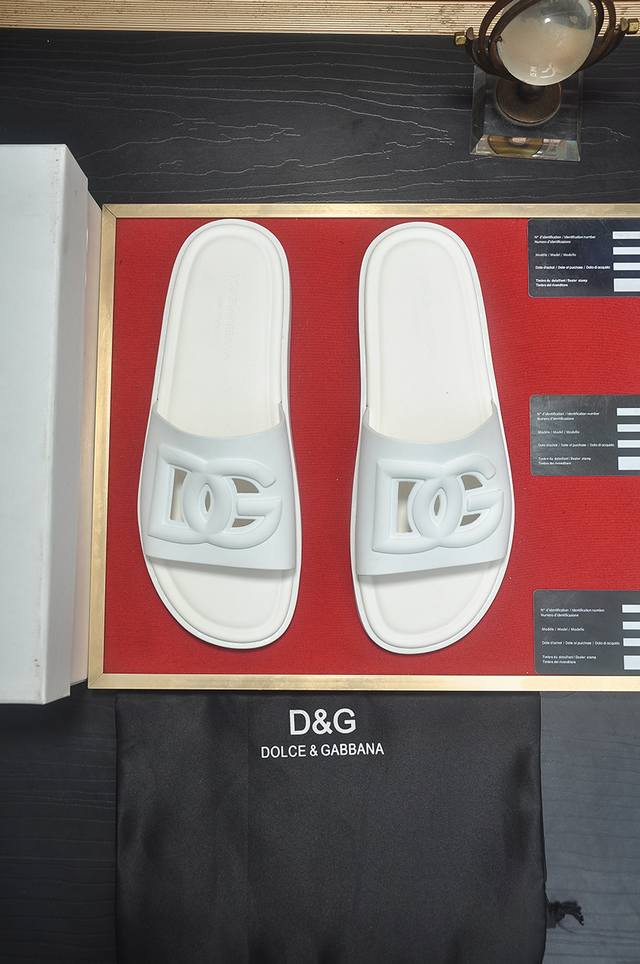 Fabrikpreis D&G Hochwertige Qualit T Handelsmarke: Dg Duojia Ban* Slipper, Mater