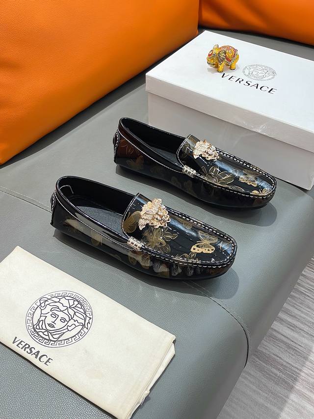 Produktname: Versace Regul Re Gr E: 38-44 Bean Boots Produktmaterial: Ausgew Hlt
