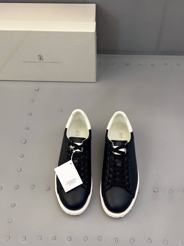 Brunello Cucinelli Bc Herren-Freizeit-Slipper, Dieses Modell Besteht Aus Italien