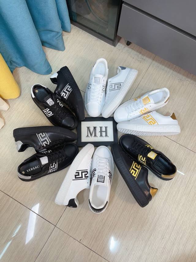 Fabrikpreis P Versace Versace Offizielle Website Neueste Freizeitstiefel F R Her