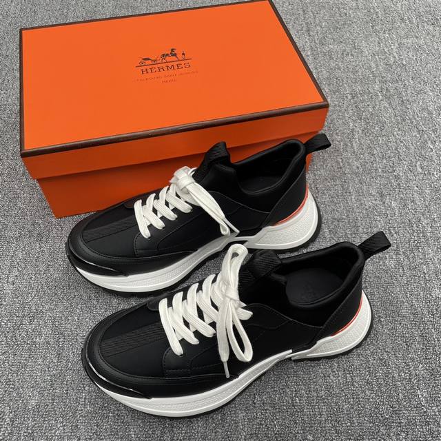 Hermes Herm S**Sportschuhe F R Herren Obermaterial Aus Bedrucktem Hightech-Jerse