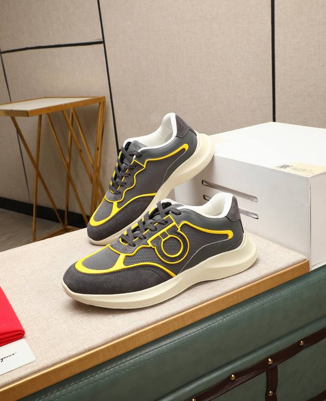 Fabrikpreis P Ferragamo High-End Salvatore Ferragamo Ist Eine Internationale Lux