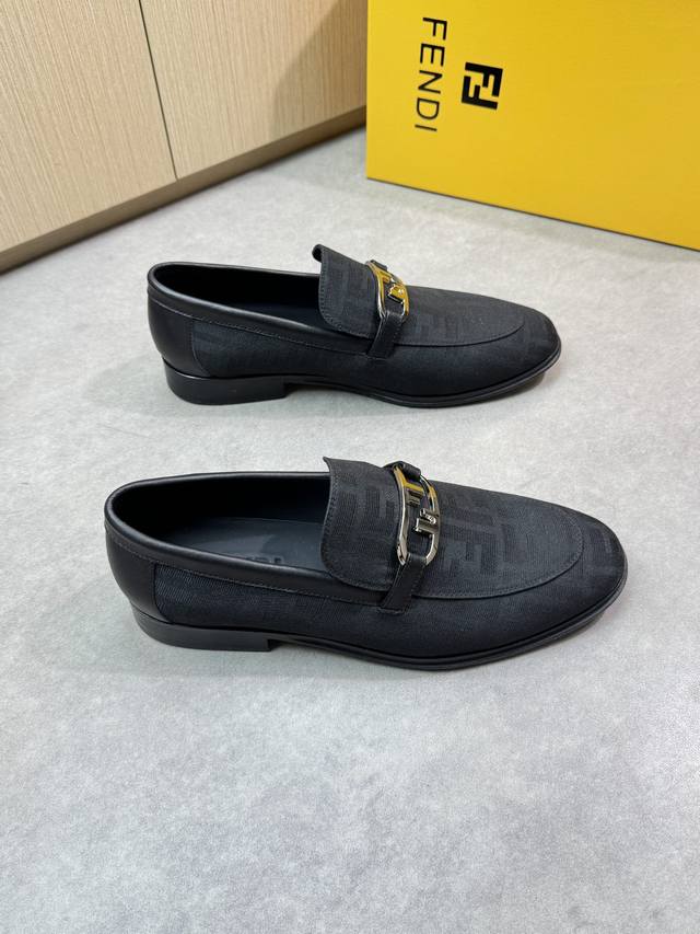 Fendi Fendi Hochwertige Original-Anzugschuhe Obermaterial: Nappa-Kalbsleder, Sto