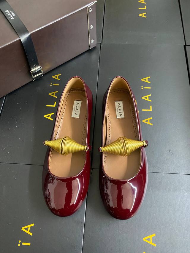 Weinrot Alaia Laufsteg-Flache Ballerinas! S -Cooler Ballerina-Stil, Ein U Erst B