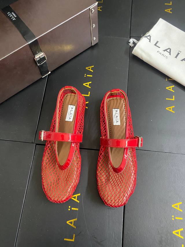 Netzmodell!!! Rote Alaia Show-Flats Mit Flachem Ballerina-Absatz! S -Cooler Ball