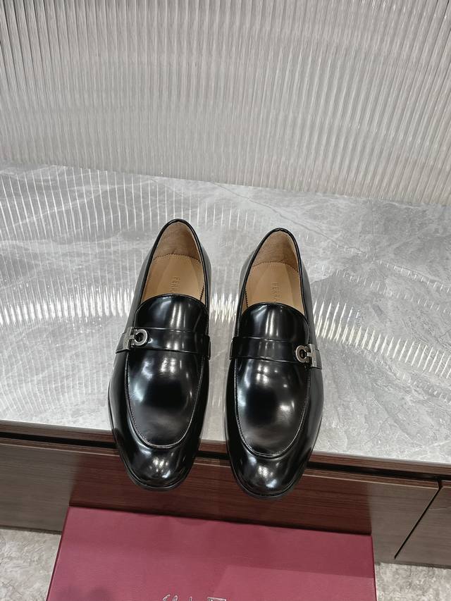 Ferragamo Beliebte Herren-Loafer! Ausgew Hltes Importiertes Gl Nzendes Rindslede