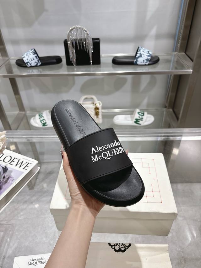 Tats Chlicher Preis Hochwertige Version Der Neuesten Flip-Flops Mit Dicker Sohle