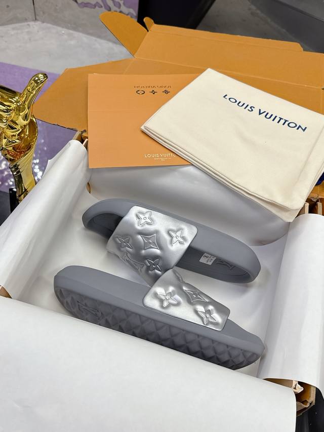 Tats Chlicher Preis Louis Vuitton ~ Relief-Slipper Louis Vuitton Neue Slipper, D