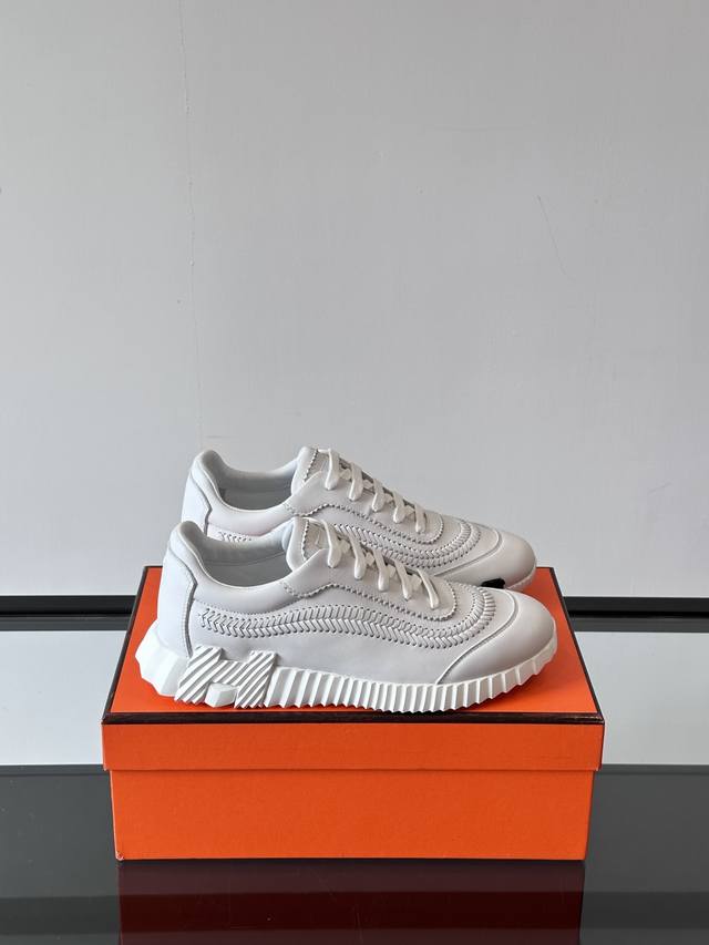 Hermes Top-Version Des Klassischen Hermes H-Haus-Sneakers. Der L Ssige Sportschu