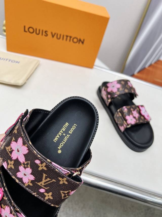 Louis Vuitton Louis Vuitton Neue Flip-Flops In Verschiedenen Farben Jetzt Im Ver