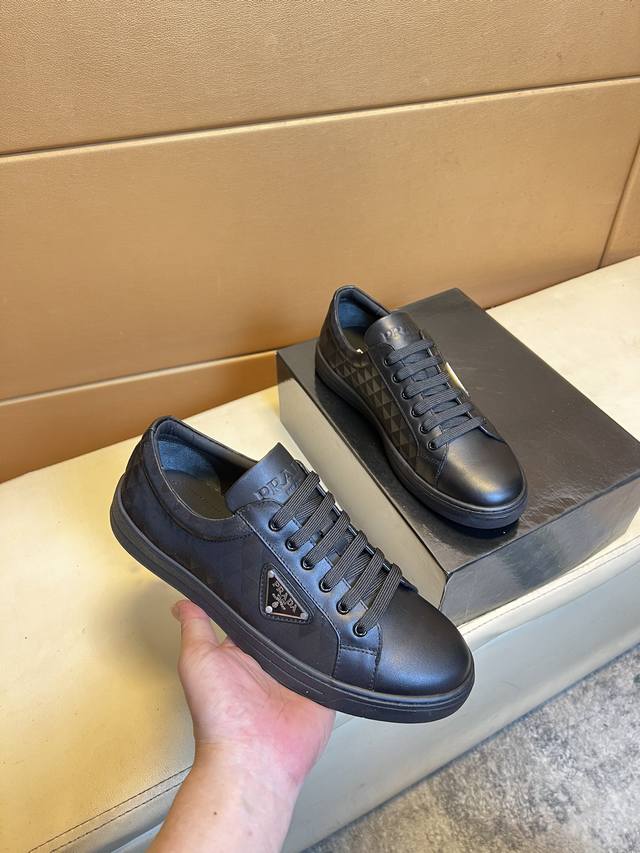 Prada Prada Top-Seller, Avantgardistische, Vielseitige Und Modische Herrenschuhe