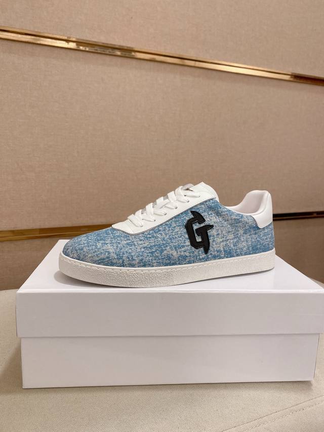 Fabrikpreis G~Neue Ware Aus Der Boutique Von Givenchy: Niedrige Herrensneaker, O