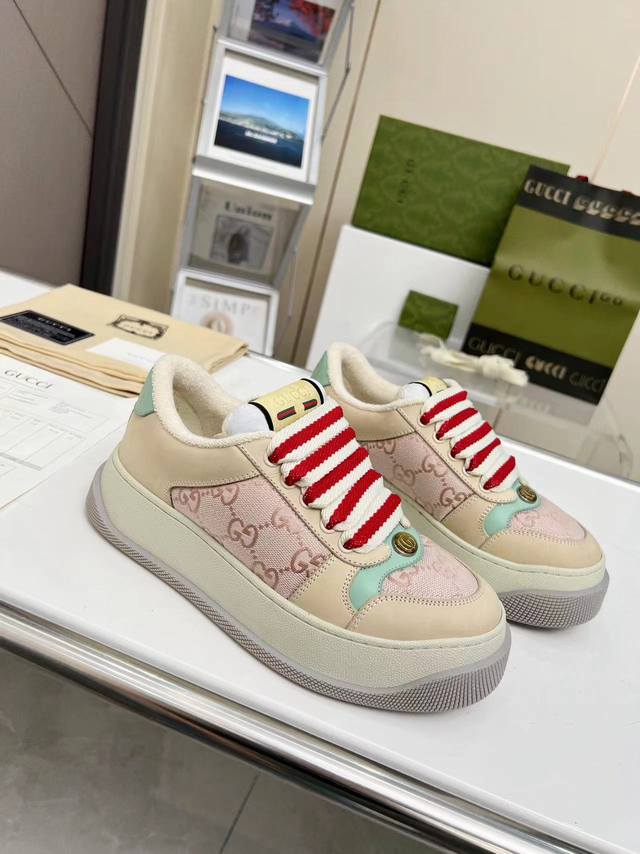 Direktverkauf Damenschuhe Damenbekleidung Gucci Brandneu Screener-Serie Paar Sch