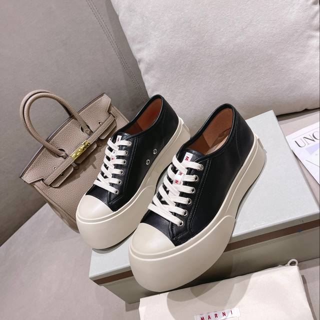 Direktverkauf Damenschuhe Damenhochversion Marni, Internet-Hit, Taobao, Verkaufs