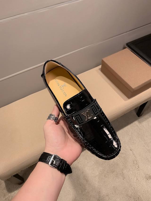 Marke Louis Vuitton, Original Lv Auf Der Offiziellen Website, Spezialisiert Auf