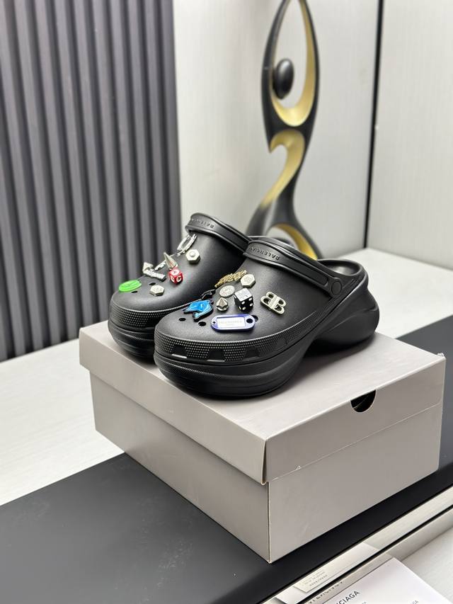 Balenciaga Crocs Paar Gr E: 35 36 37 38 39 40 41 42 43 44 45 Balenciaga Crocs Ni