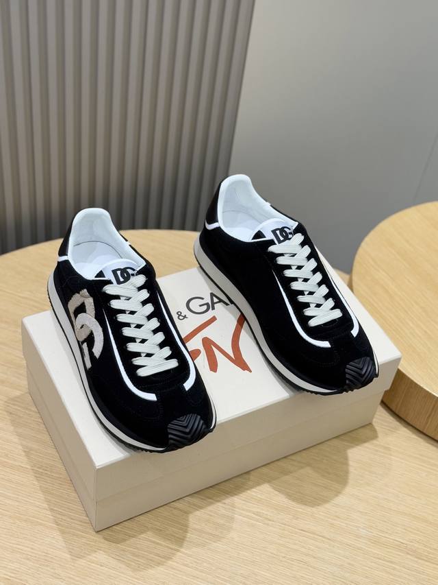 Dg Cushion Hochwertige Herren-Sportschuhe Aus Verschiedenen Materialien Die Bran