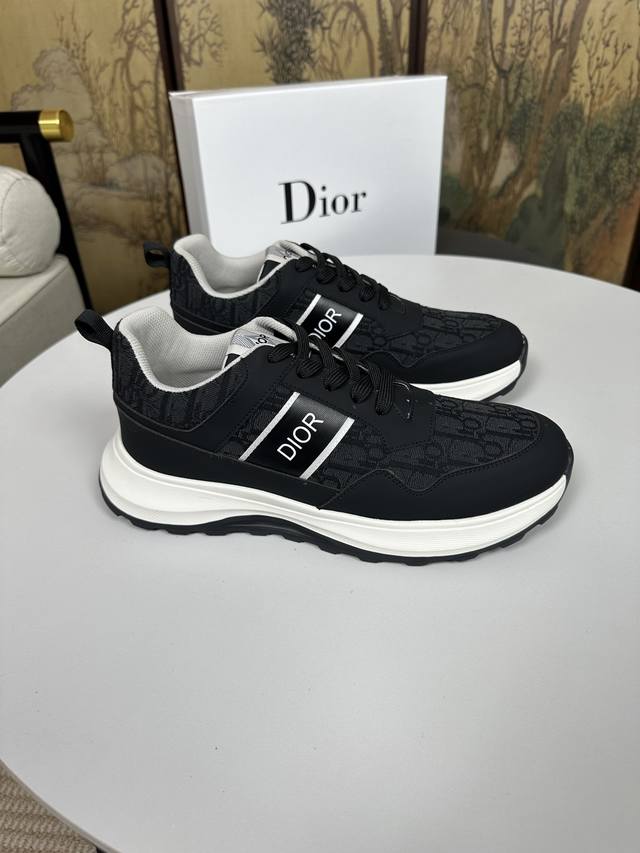 Fabrikpreis Dior Neues Modell, Gleichzeitig Im Laden Erh Ltlich, Obermaterial Au