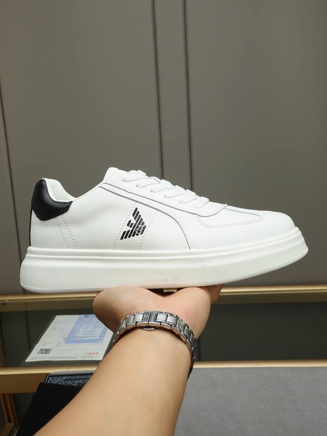 Armani Importmaterial Original Rutschfeste, Abriebfeste, Leichte Und Weiche Sohl