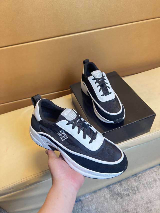 Givenchy Originalqualit T. ~ Einzigartige, Moderne Sportschuhe.Ein Must-Have F R