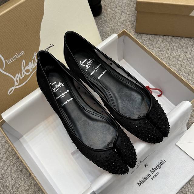 Modisches Modell Cl Mm6 Tabi-Ballettschuhe Mit Getrennten Zehen, Bei Zp Gekauft,