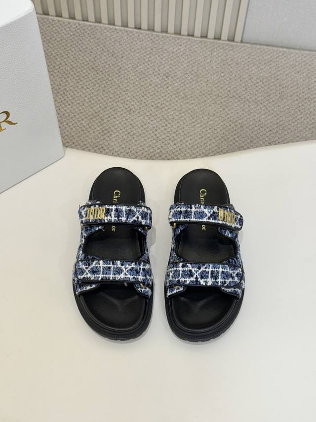 Sonderangebot Klassische Sandalen Von Dior Diese Modischen Sandalen Aus Gemischt