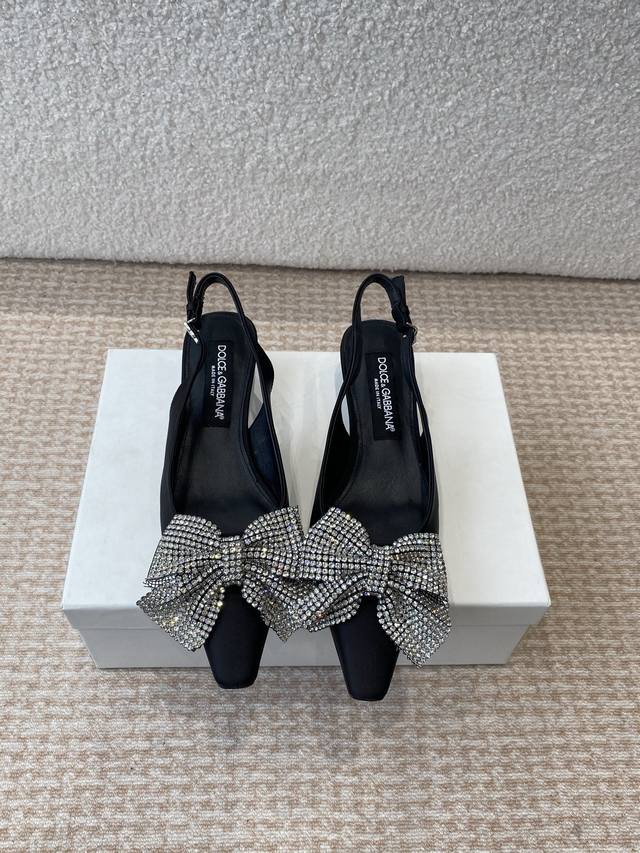 D&G Klassik Und Moderne Verschmelzen Zu Italienischer Romantik Dolce & Gabbana S