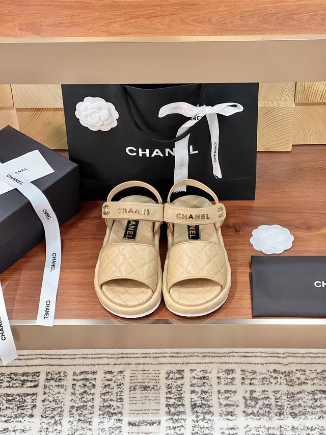 24Ss Neue Fr Hjahr/Sommer-Sandalen Von Chane* Mit Kleinem Diamantmuster Und Dick