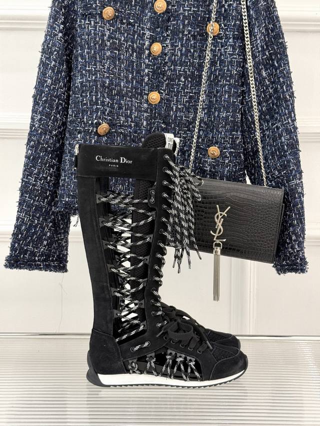 Fabrikpreis Dior 25Ss Modische Graffiti-Skizze Dexun-Stiefel Mit Lochmuster D-Sn