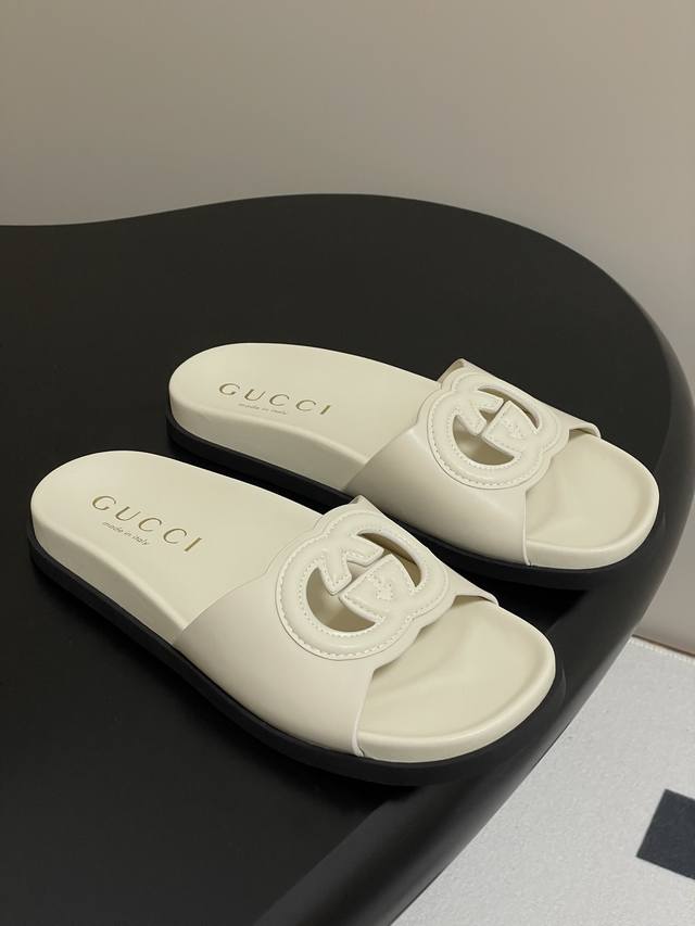 25Ss Sommerneuheit Gucci Doppel-G-Sandalen Mit Durchbrochener Sohle Und Dicker S