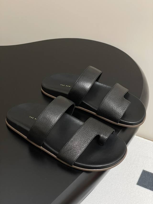 The Row 25Ss Neue Fr Hjahr/Sommer-Sandalen Mit Leicht Gekr Uselter Oberfl Che Un