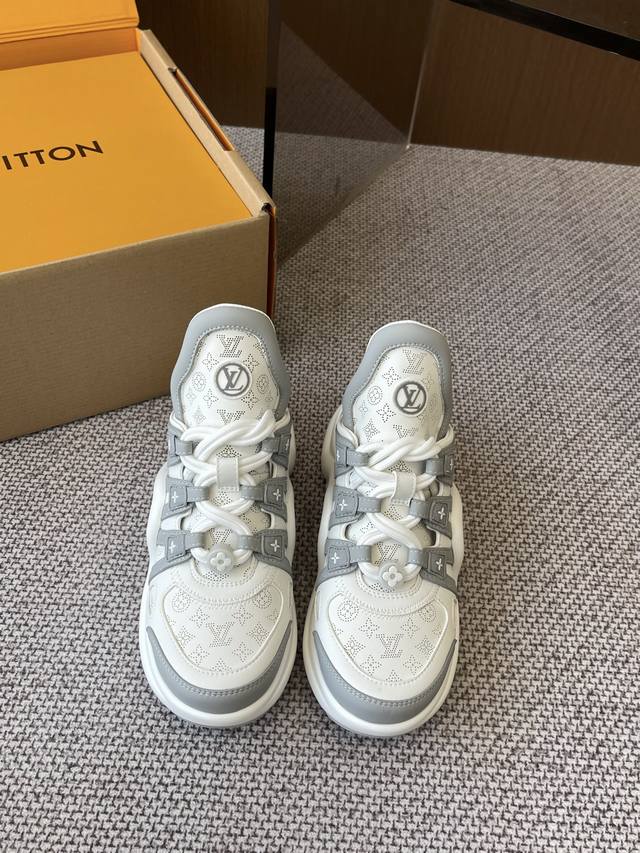 Lv 2025 Fr Hjahr/Sommer-Neuheit: Die Old-School-Sneaker Mit Halber Sohle Strahle