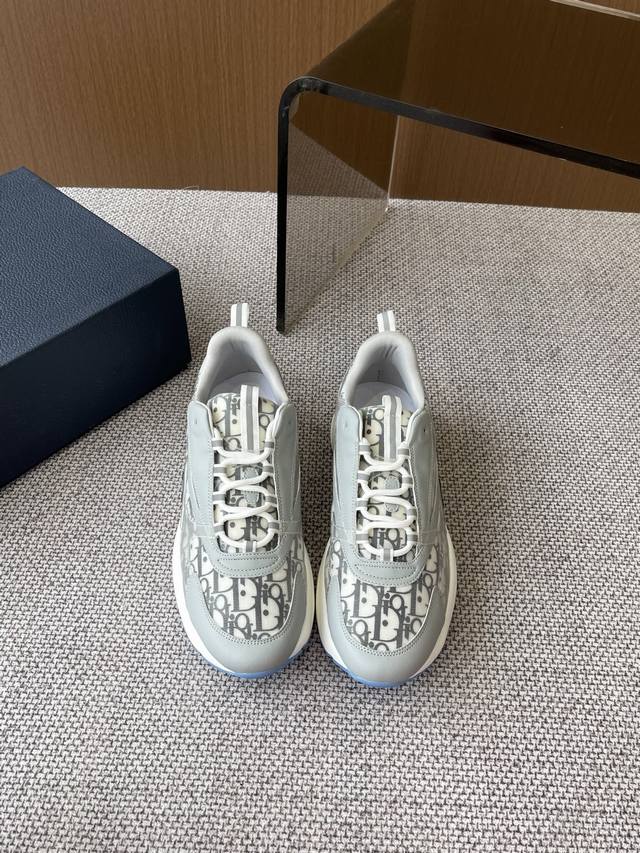 Dior Dior B22 Serie Sneakers Dad Shoes Dieser B22 Sneaker Ist Zu Einem Einzigart