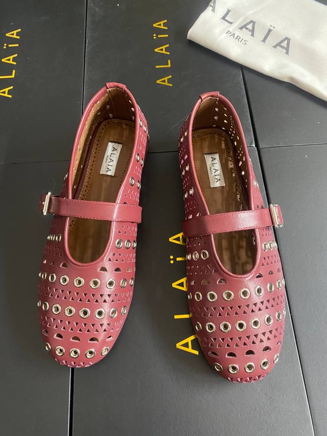 Alaia Flache Ballerinas Im Laufsteg-Look! S -Coole Ballerinas Im Romantischen St