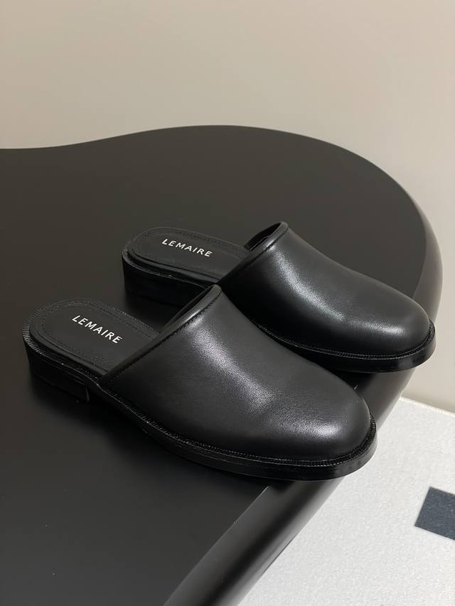 Lemaire 2025Ss Fr Hlingsneuheit Rundzehen-Slipper Mit Blockabsatz Im Old-Money-S