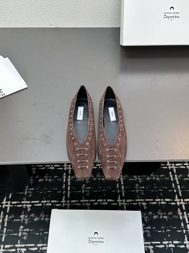 Toteme 2025 Ss Fashionable Square-Toe Flat Shoes Simple And Casual, Versatile, S