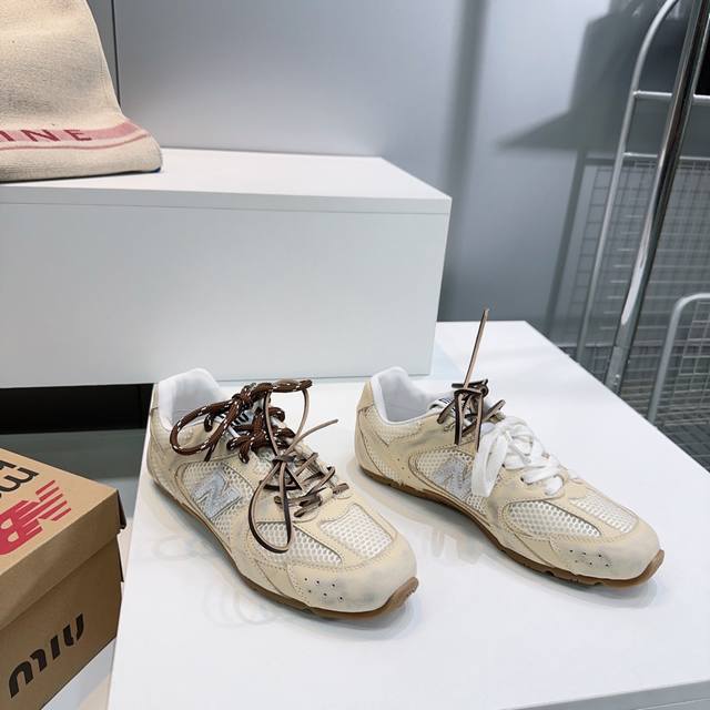 High-Quality Single Shoes! Top-Tier Quality Couple's Edition! New Color! Miumiu