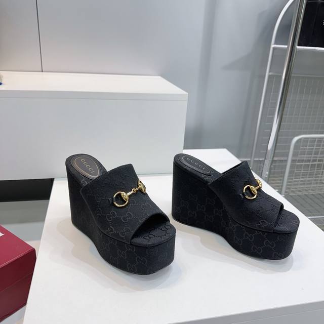 High-Quality Factory-Direct! Top-Tier Quality Gucci 25 Spring New Classic Vintag