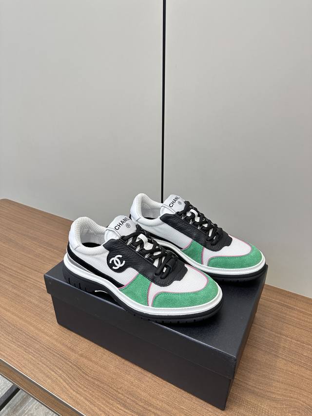 Chanel | Little Chanel 25C Early Spring Resort Collection New Shoe Style Casual