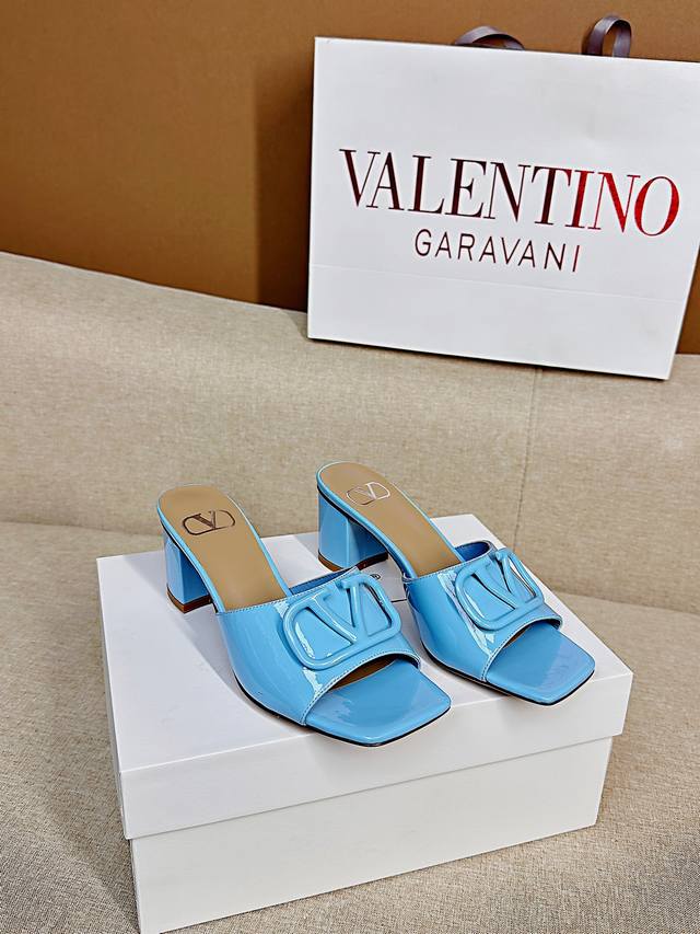Top-Tier Edition - Genuine Leather Sole Valentino Garavani Vlogo Cut-Out 25 Late